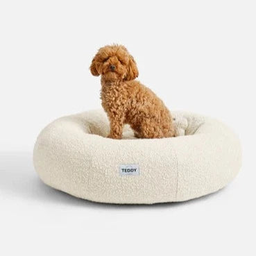 Teddy London - Round Boucle Bed
